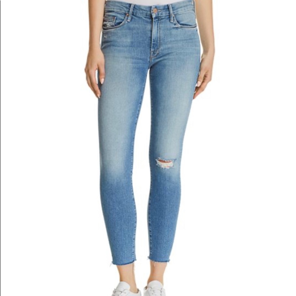 MOTHER Looker Ankle Fray Skinny Jeans